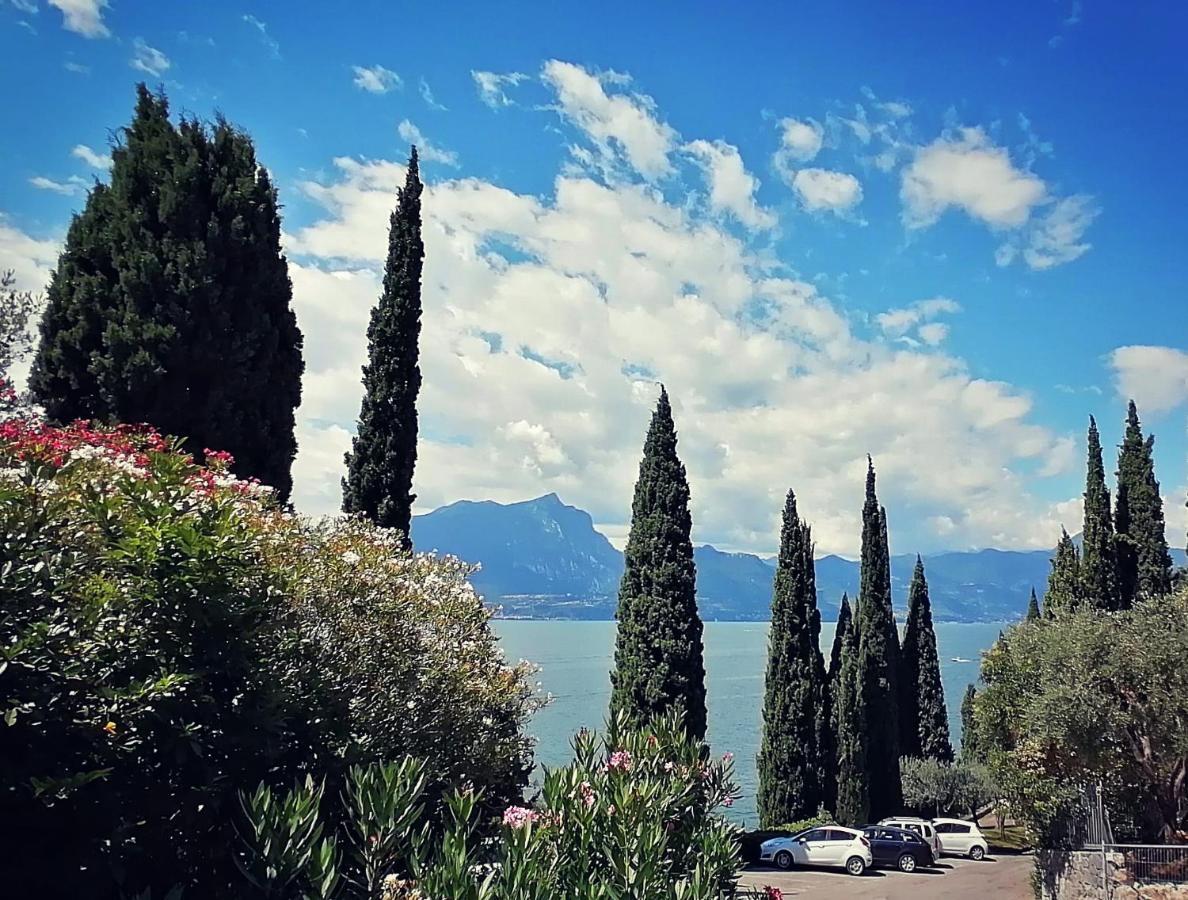 Bellavista Eremitaggio Apartman Torri del Benaco Kültér fotó