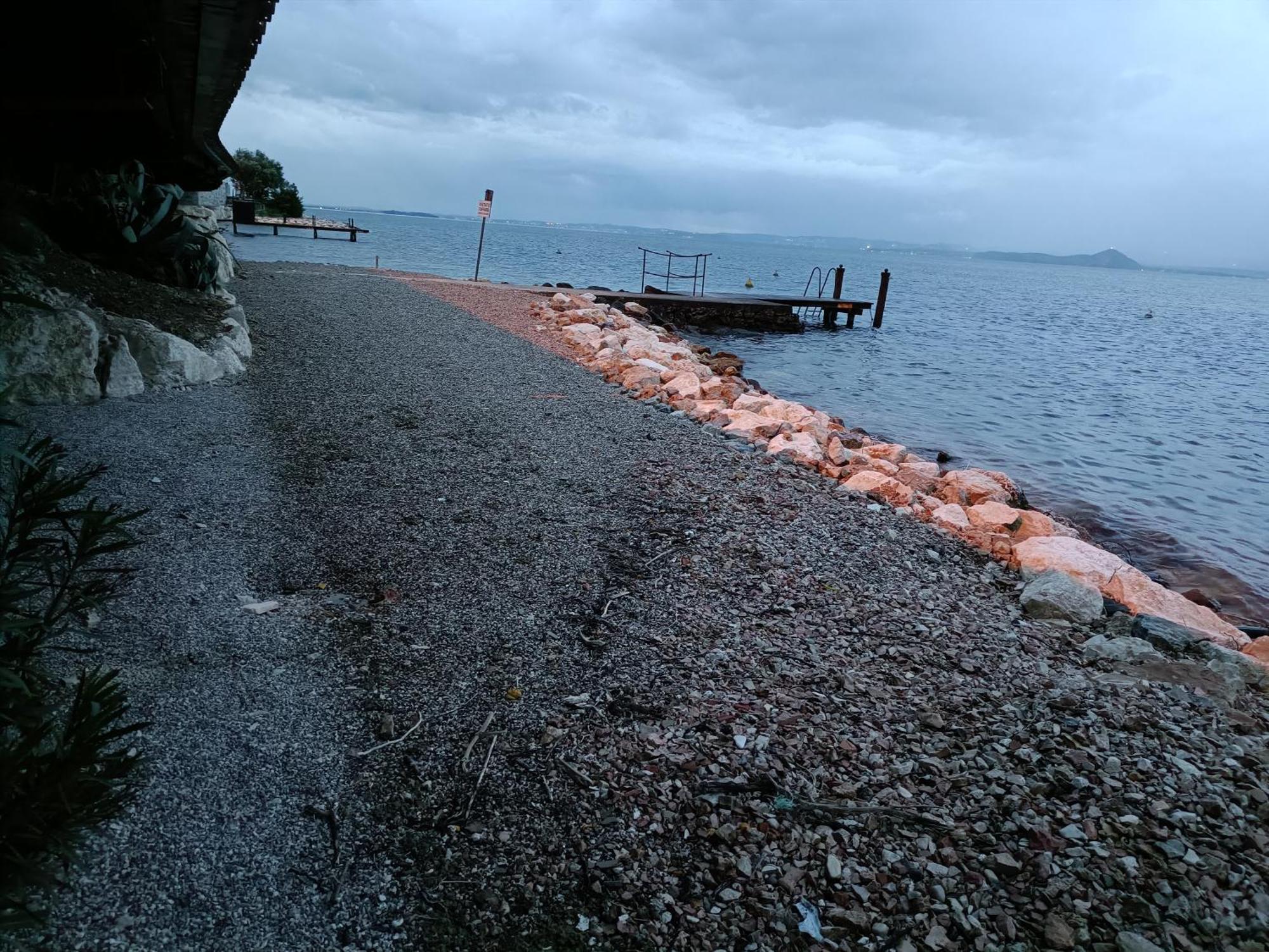 Bellavista Eremitaggio Apartman Torri del Benaco Kültér fotó