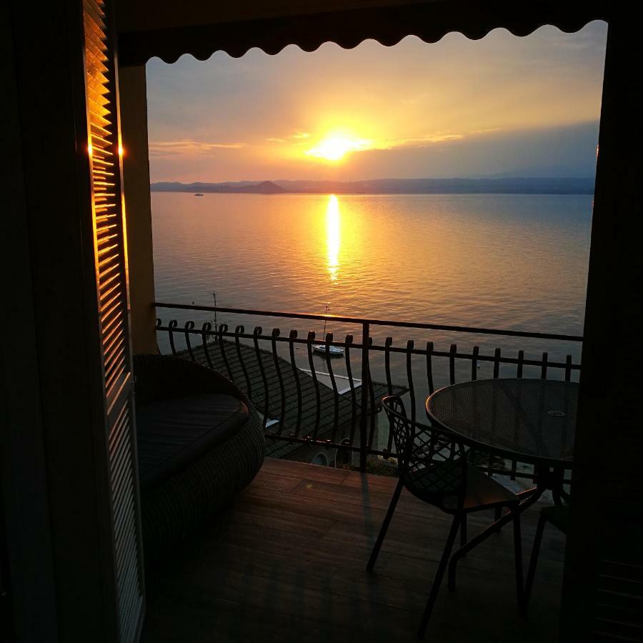 Bellavista Eremitaggio Apartman Torri del Benaco Kültér fotó