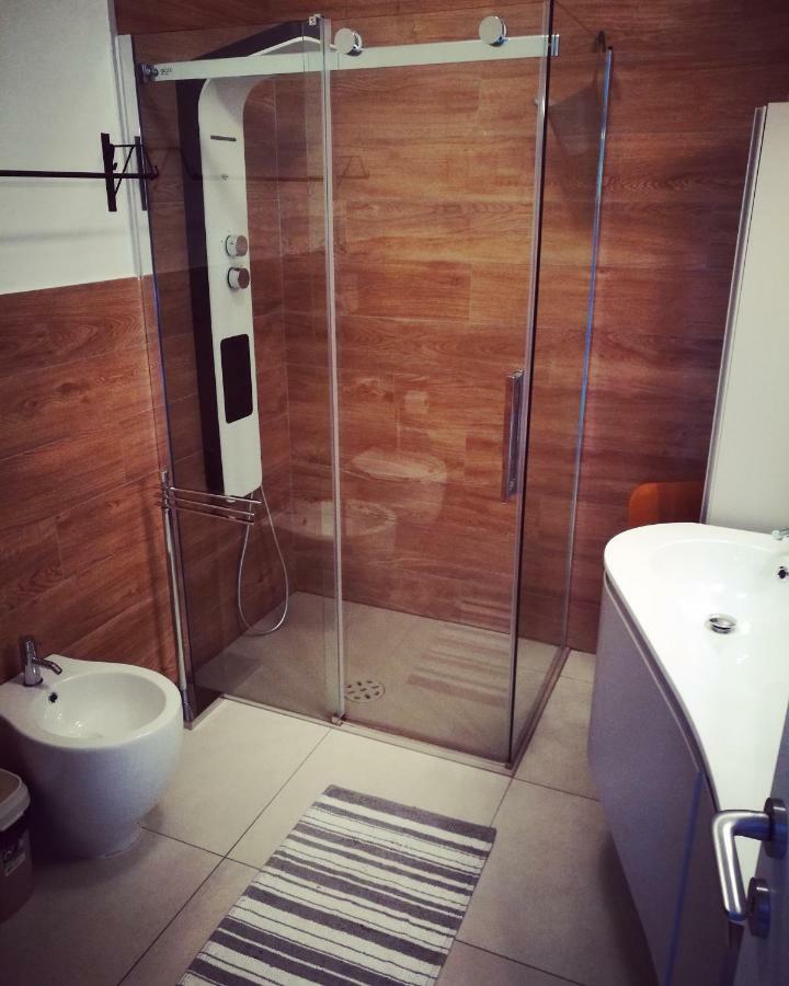 Bellavista Eremitaggio Apartman Torri del Benaco Kültér fotó