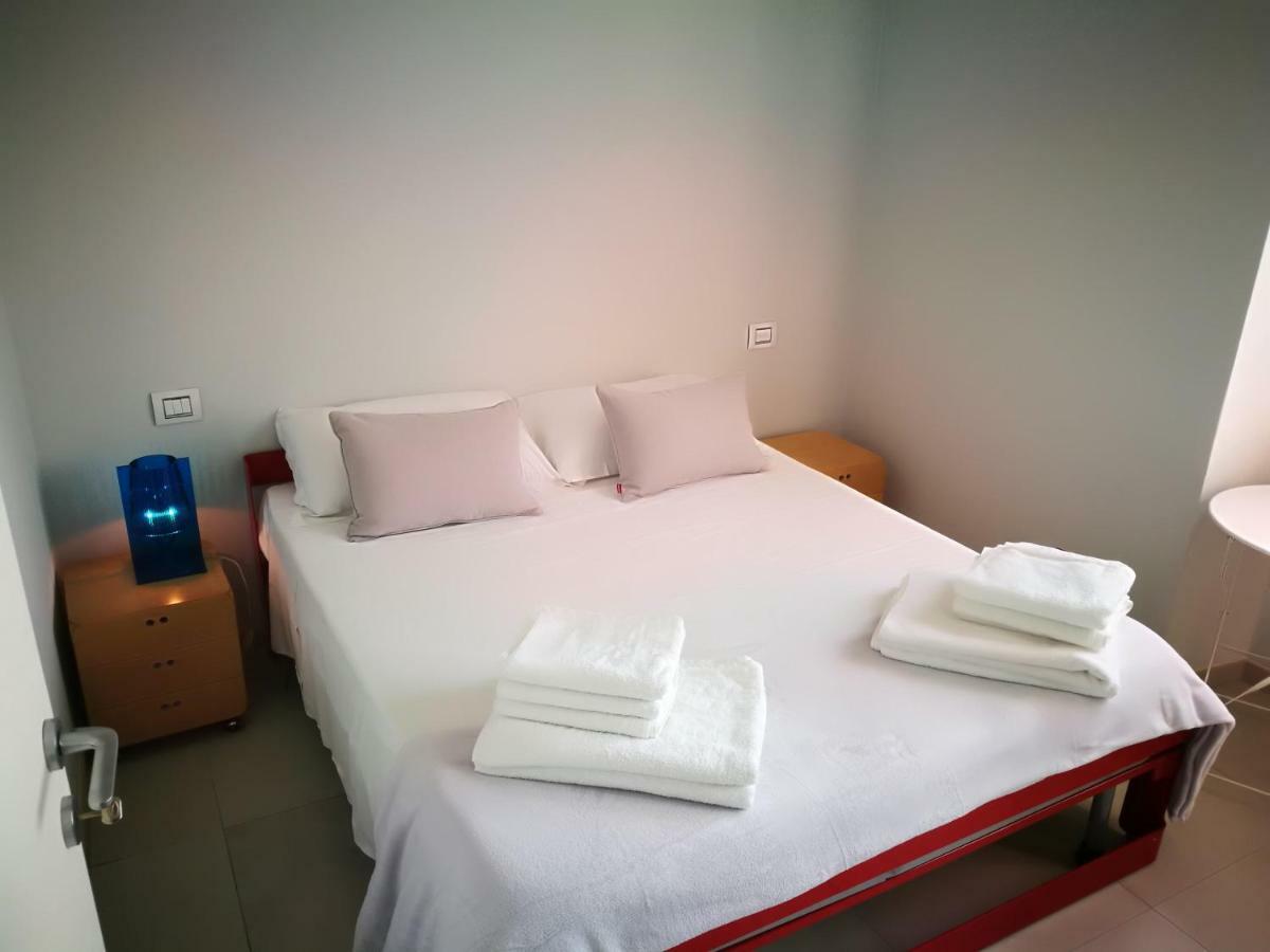 Bellavista Eremitaggio Apartman Torri del Benaco Kültér fotó